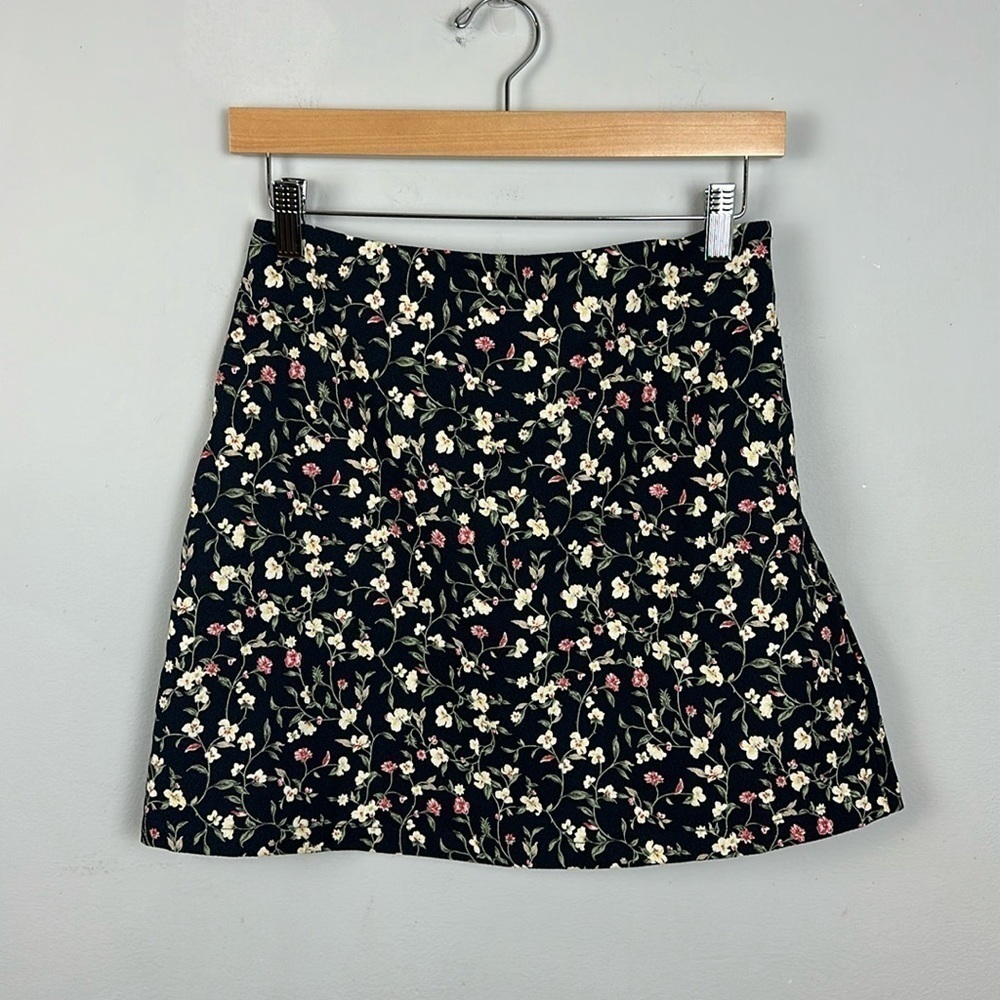 Storia Black Floral Mini Skirt Sz S
